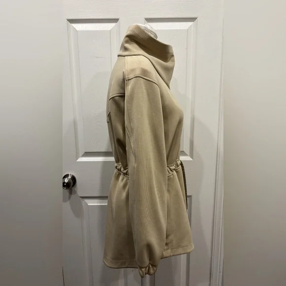 Lululemon Athletica Tan Utility Jacket with High Collar and Cinched Waist - Picture 5 of 7